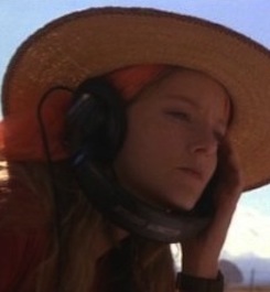 jodie-foster-contact-570x238