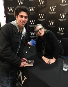 "I loved you in Scream 3!"