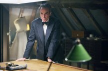 Taylor-Power-of-Personal-Style-in-Phantom-Thread